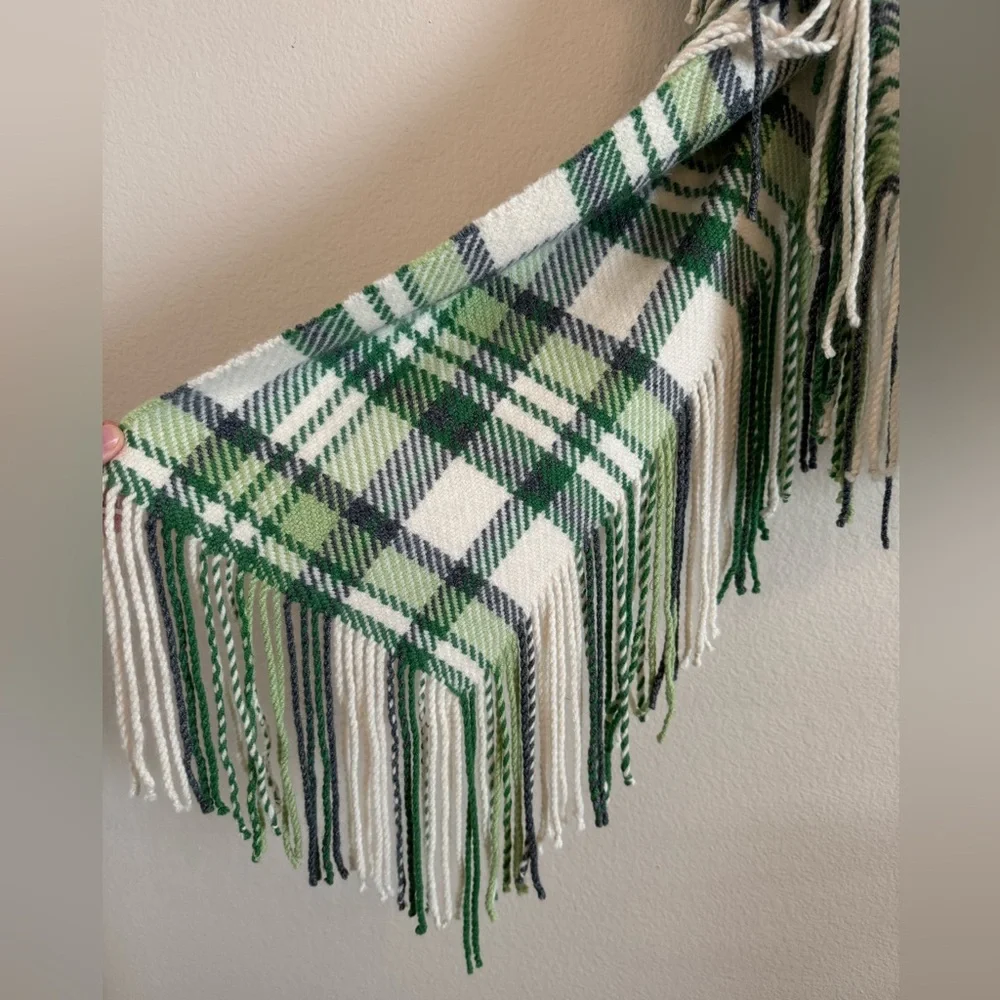 Vintage Banana Republic 04/HOL Plaid Wool/Cashmere Rabbit Hair scarf Wrap Fringe